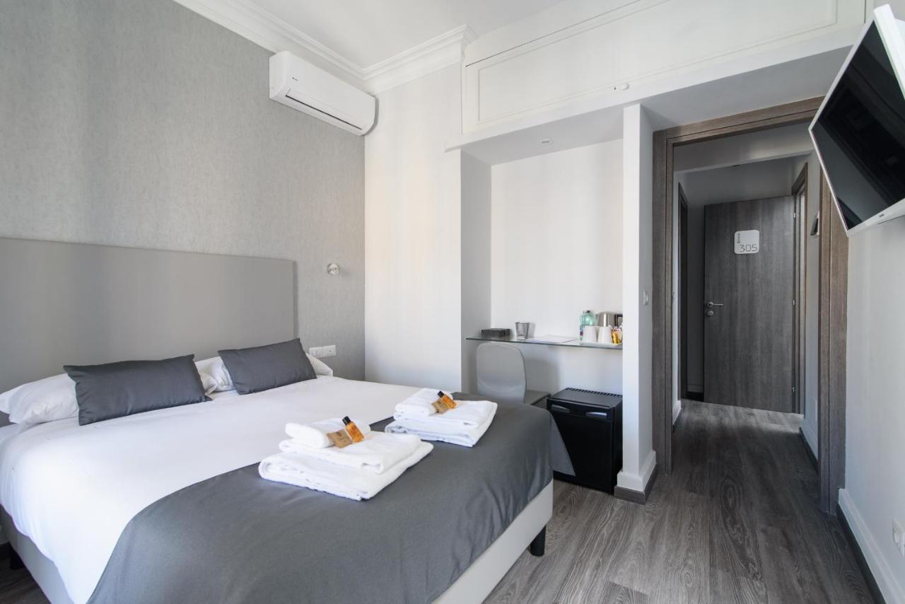 White Caesar Guesthouse روما المظهر الخارجي الصورة