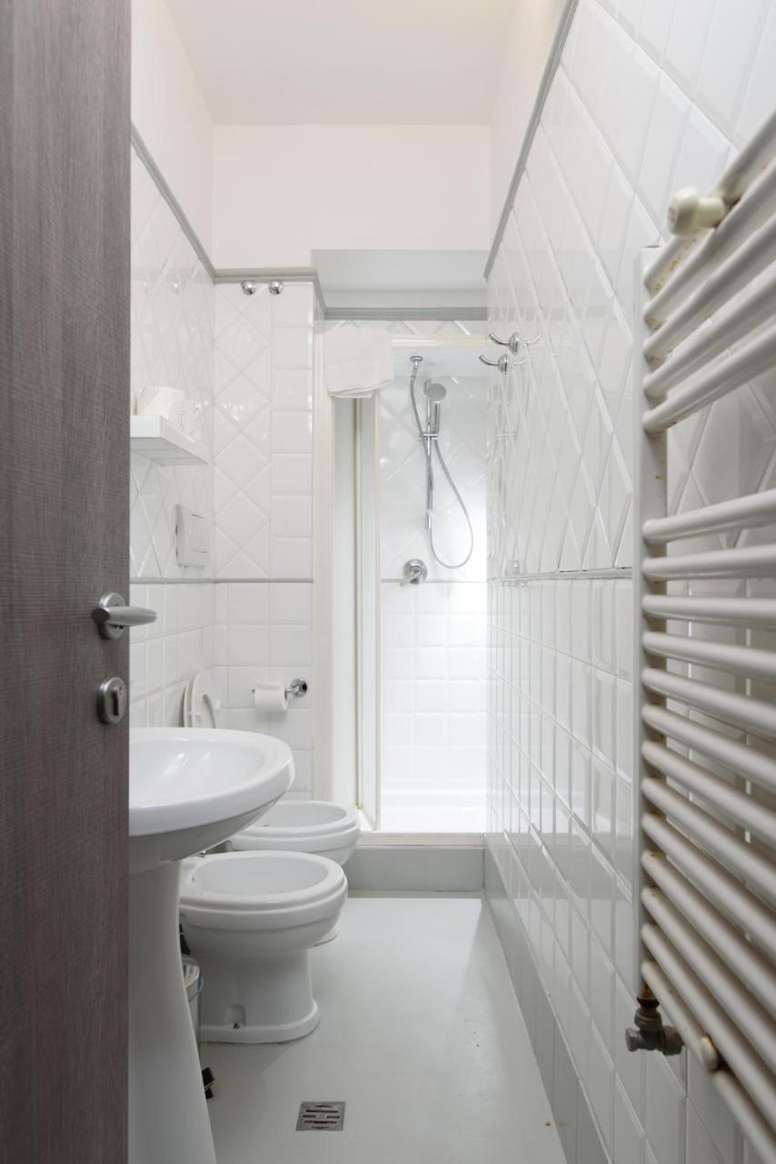 White Caesar Guesthouse روما المظهر الخارجي الصورة